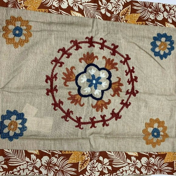 Embroidered Duvet Cover and 1 Sham NWT - Picture 5 of 12